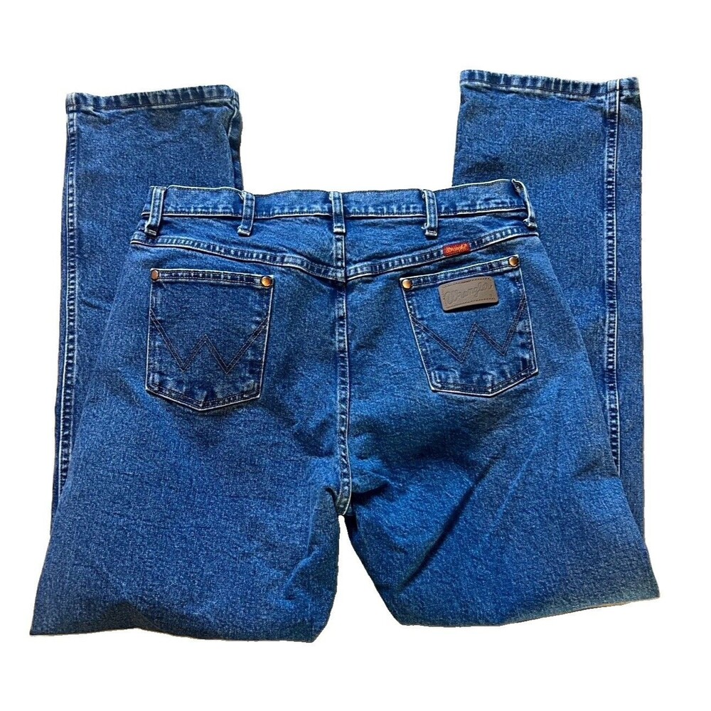 Wrangler Men’s Dark Wash Blue Denim Straight Leg Jeans Regular Fit 5-Pocket Logo